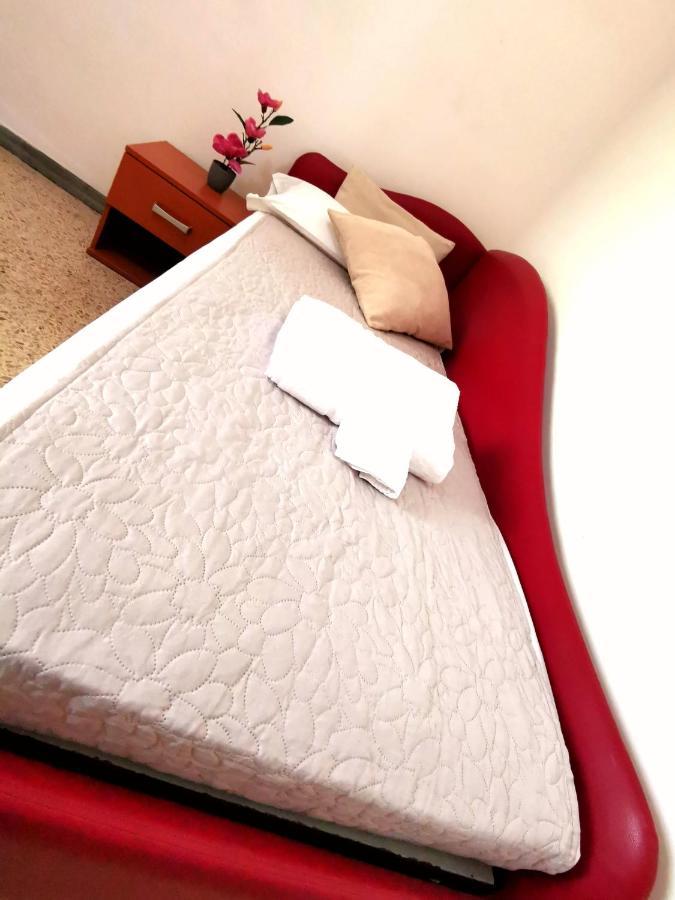 Hotel Ideale Young People Under 40 Rimini Eksteriør bilde